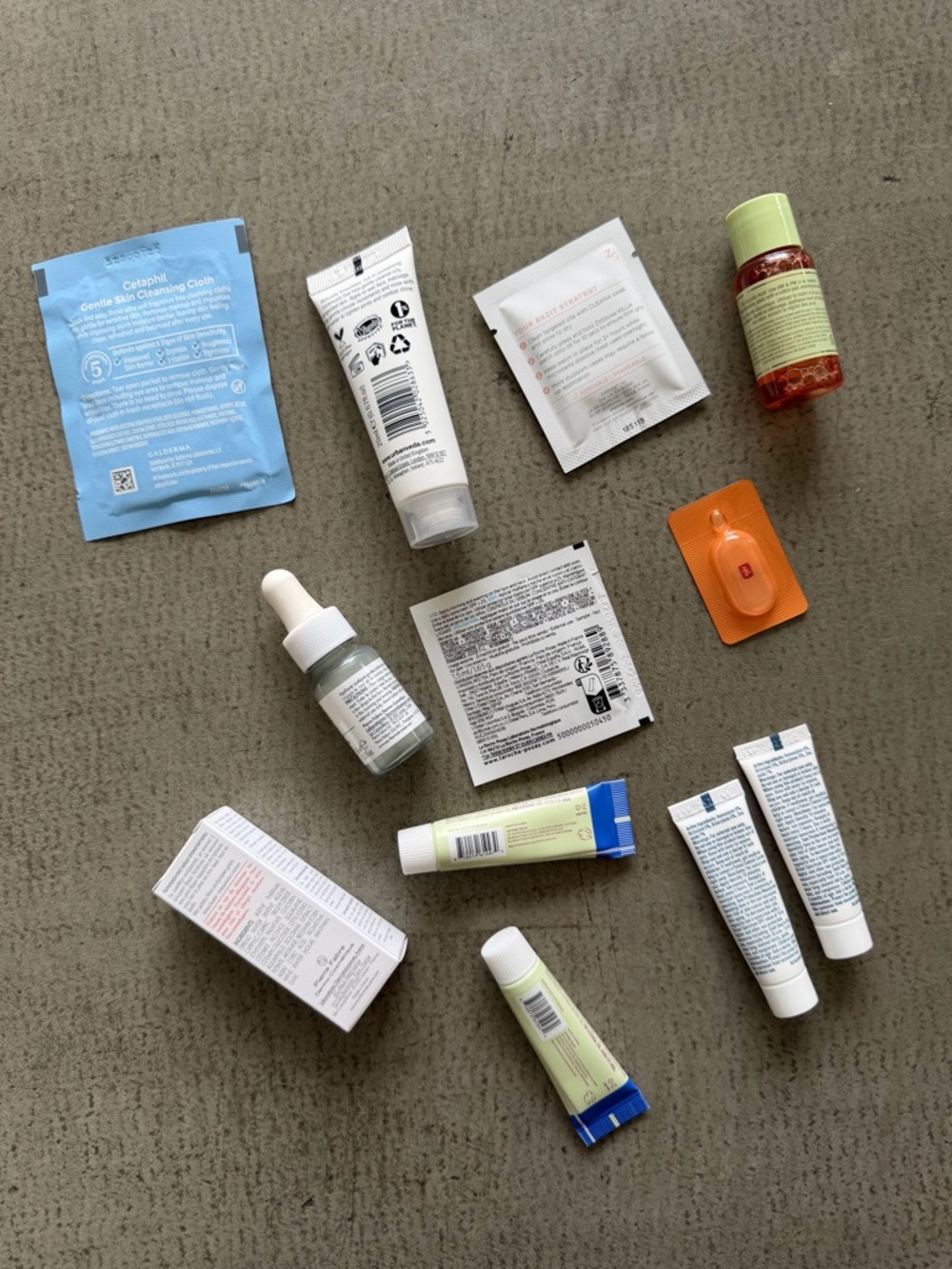 Skincare Bundle Travel Set / Avène Pixi CeraVe Minis / 12pc - Picture 4 of 4
